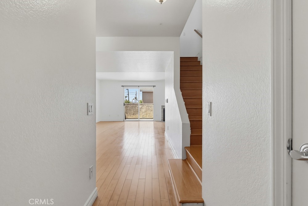 1355 Loma Avenue 311 Property Photo 17