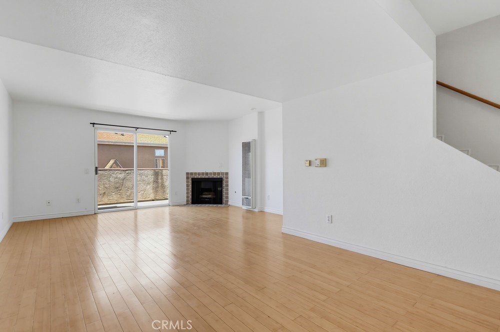 1355 Loma Avenue 311 Property Photo 20