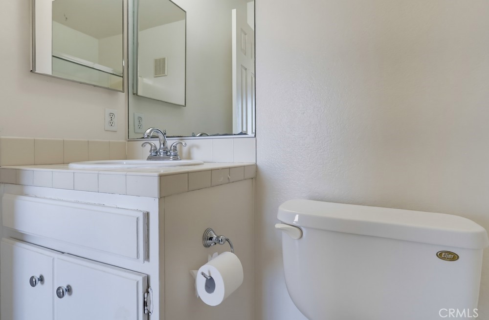 1355 Loma Avenue 311 Property Photo 51