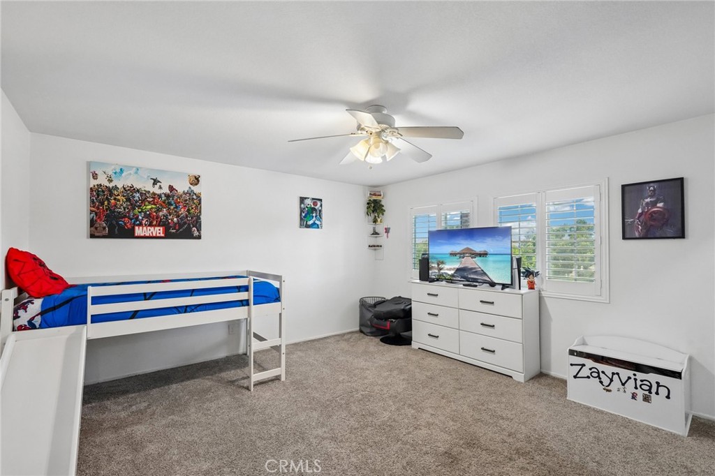 3944 Bennett Avenue Property Photo 25