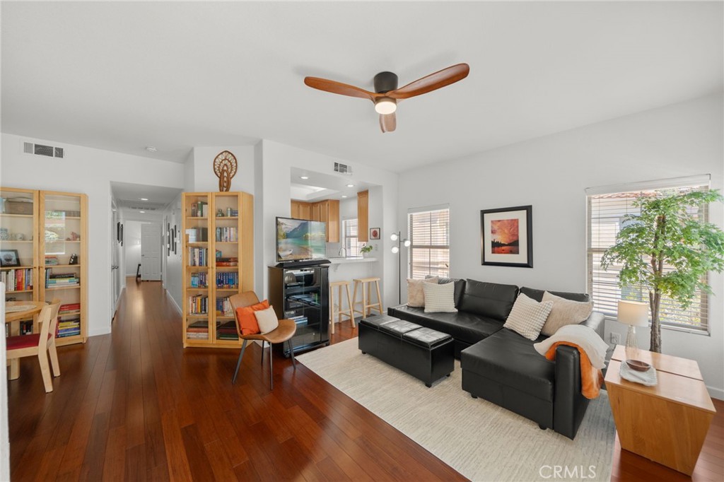 8086 E Venice Property Photo 8