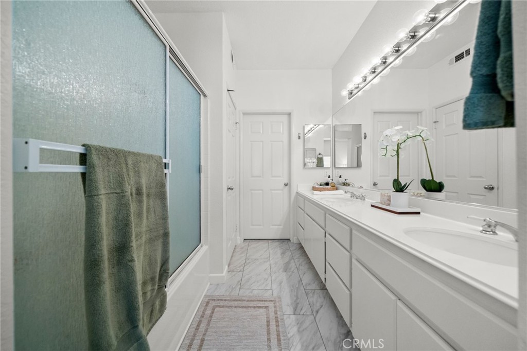 8086 E Venice Property Photo 20