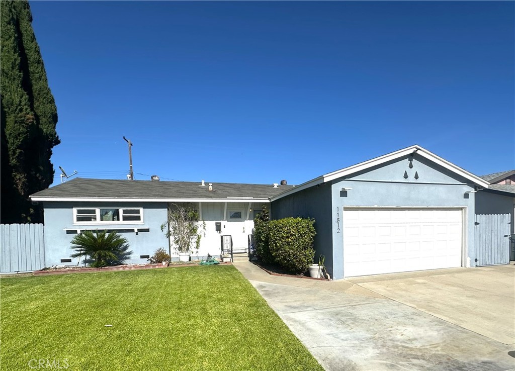 11812 Gary Property Photo