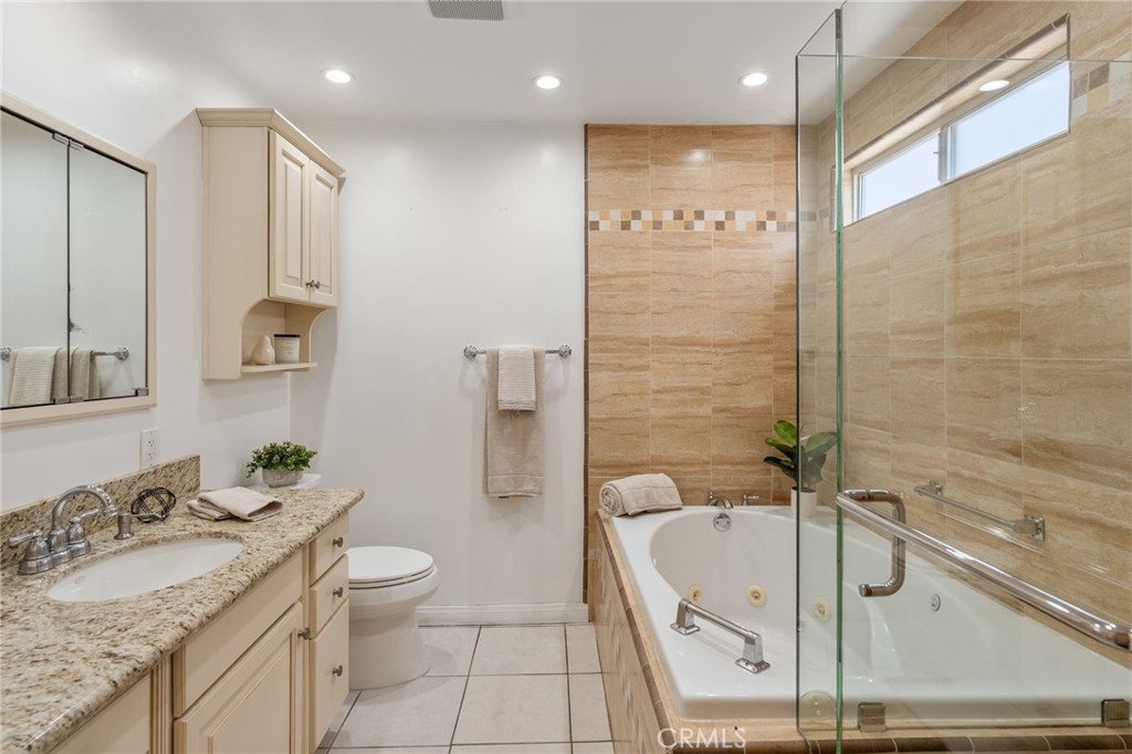 1825 W Las Palmas Circle Property Photo 12