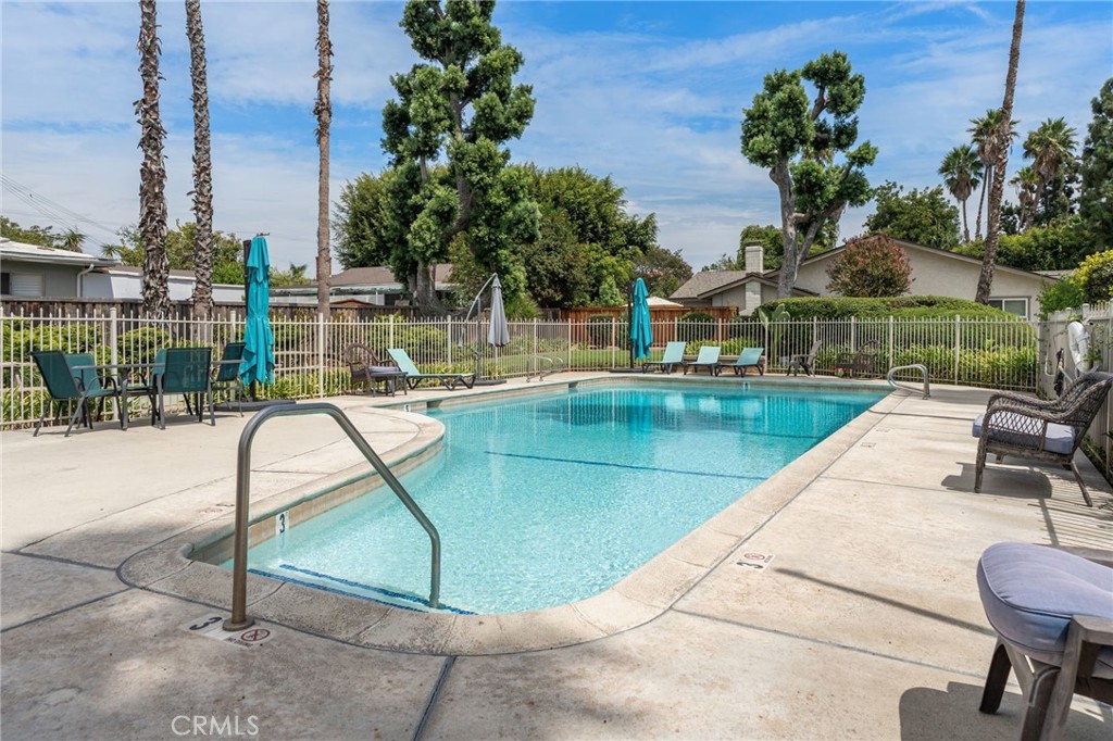1825 W Las Palmas Circle Property Photo 28