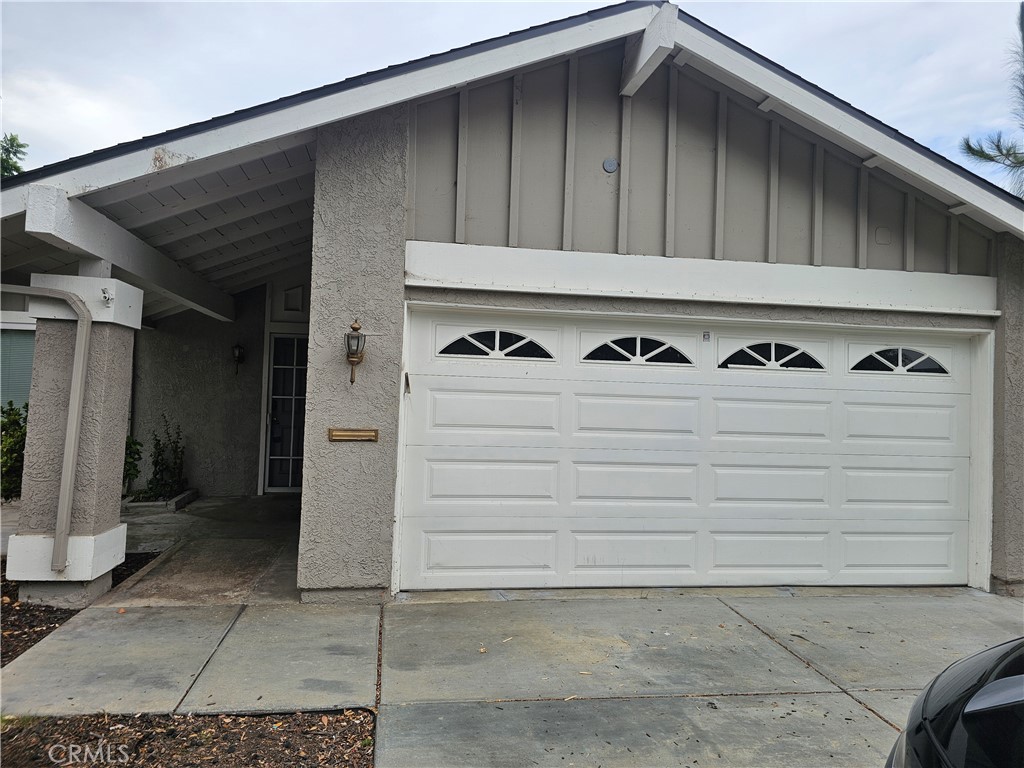 4552 Cheviot Property Photo 1