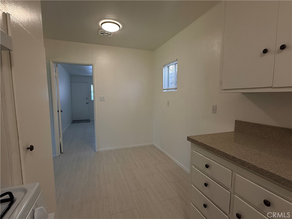 248 Redwood Property Photo 3