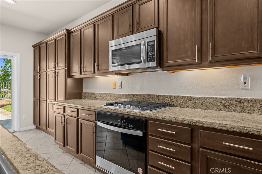 2364 Amelia Court Property Photo 17