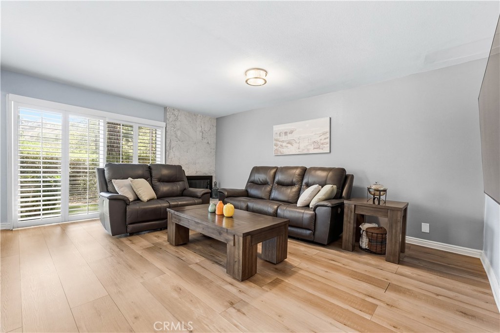 5504 E Vista Del Rio Property Photo 8