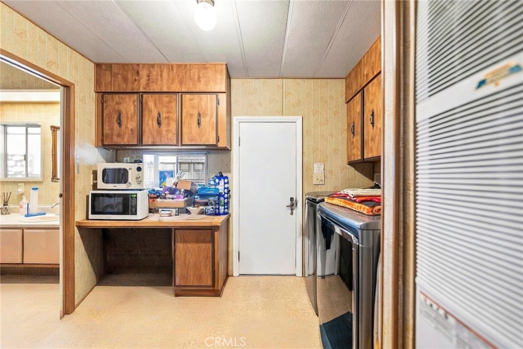 643 Mariposa Property Photo 18