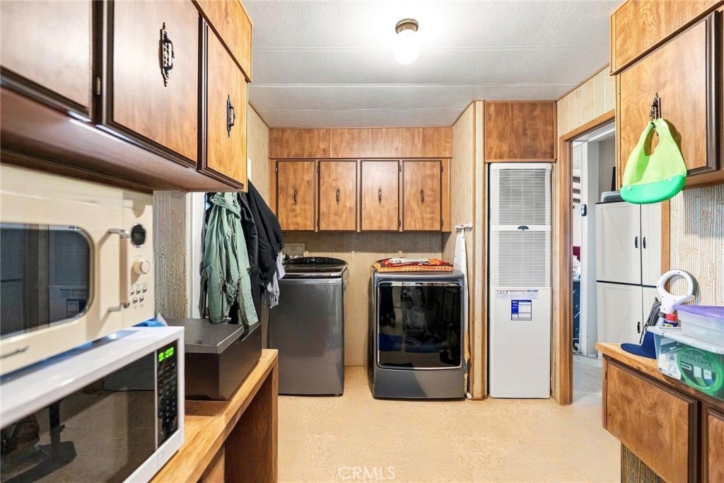 643 Mariposa Property Photo 19