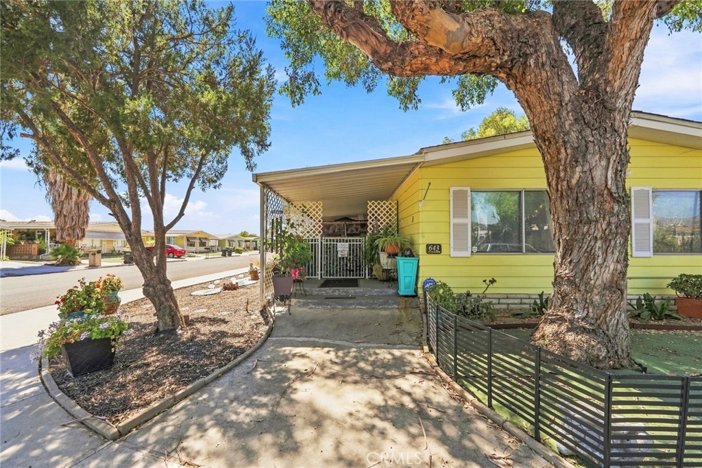 643 Mariposa Property Photo 55