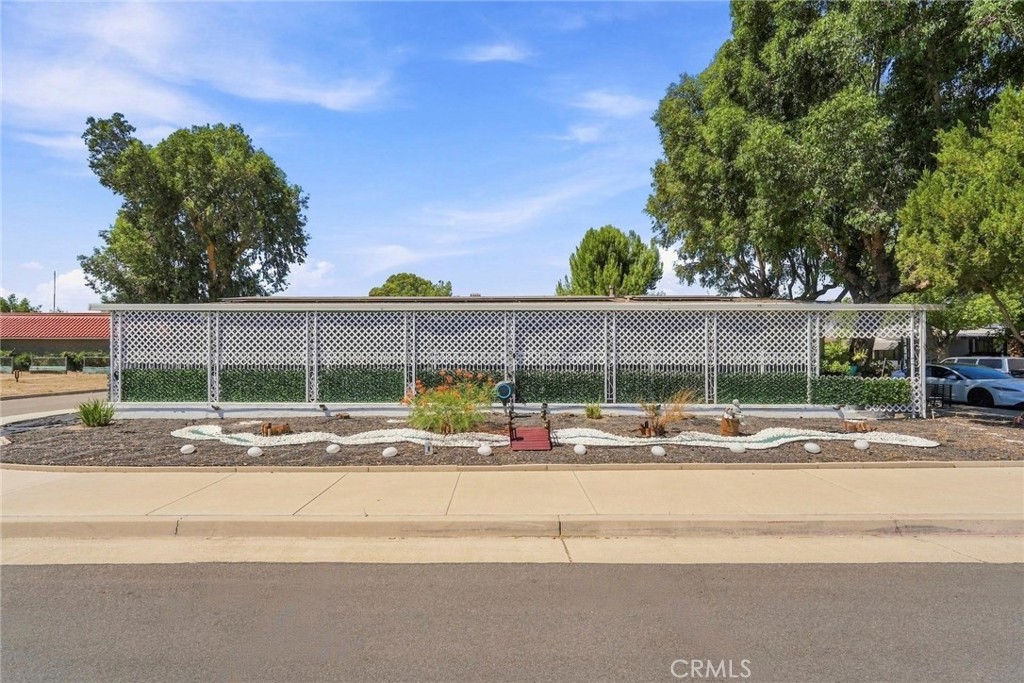 643 Mariposa Property Photo 57