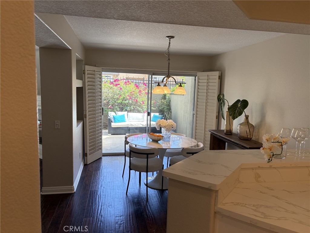 8012 E Snowberry E Property Photo 2