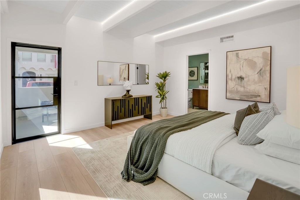 58 66th Property Photo 23