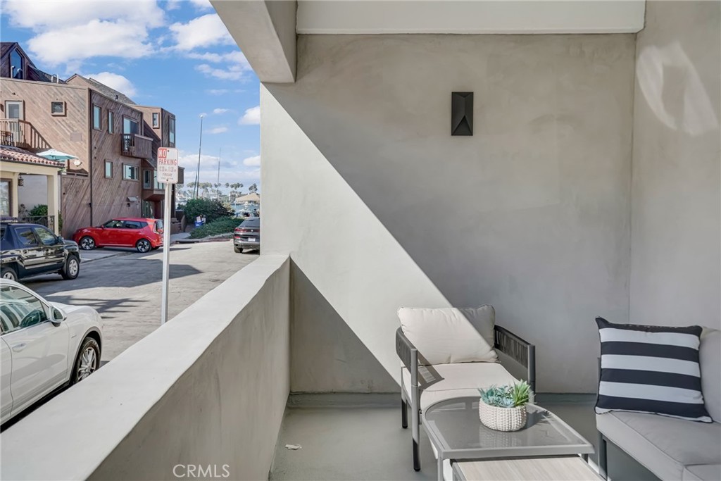 58 66th Property Photo 26
