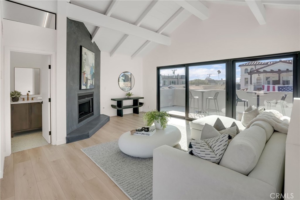58 66th Property Photo 40