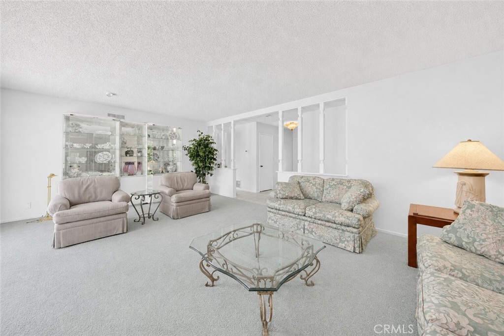 535 Papyrus Property Photo 6