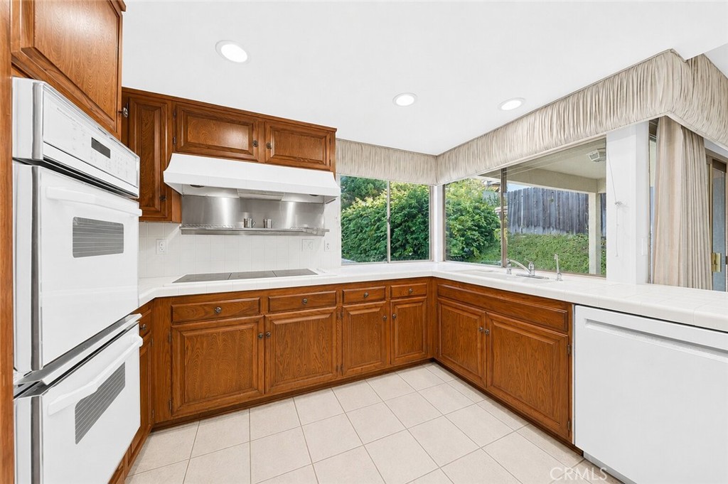 535 Papyrus Property Photo 10