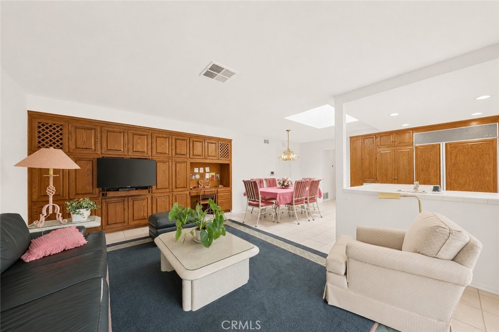 535 Papyrus Property Photo 14