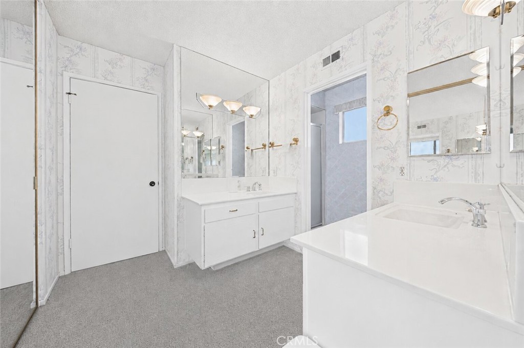 535 Papyrus Property Photo 18