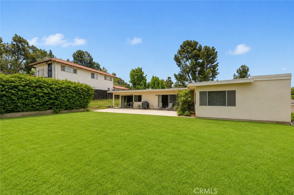 535 Papyrus Property Photo 26