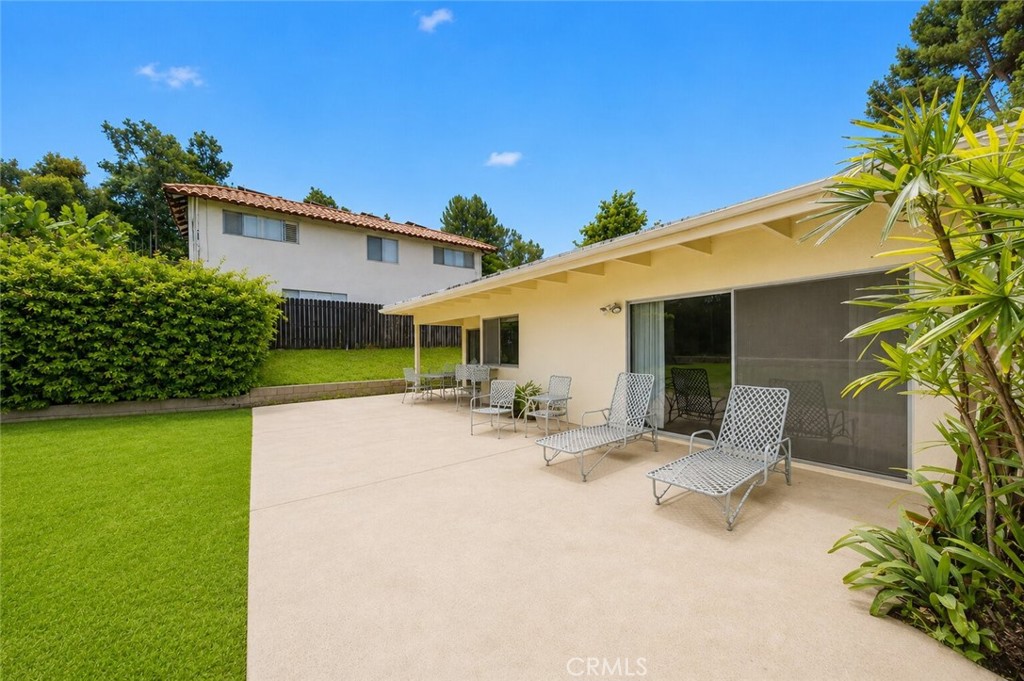 535 Papyrus Property Photo 27