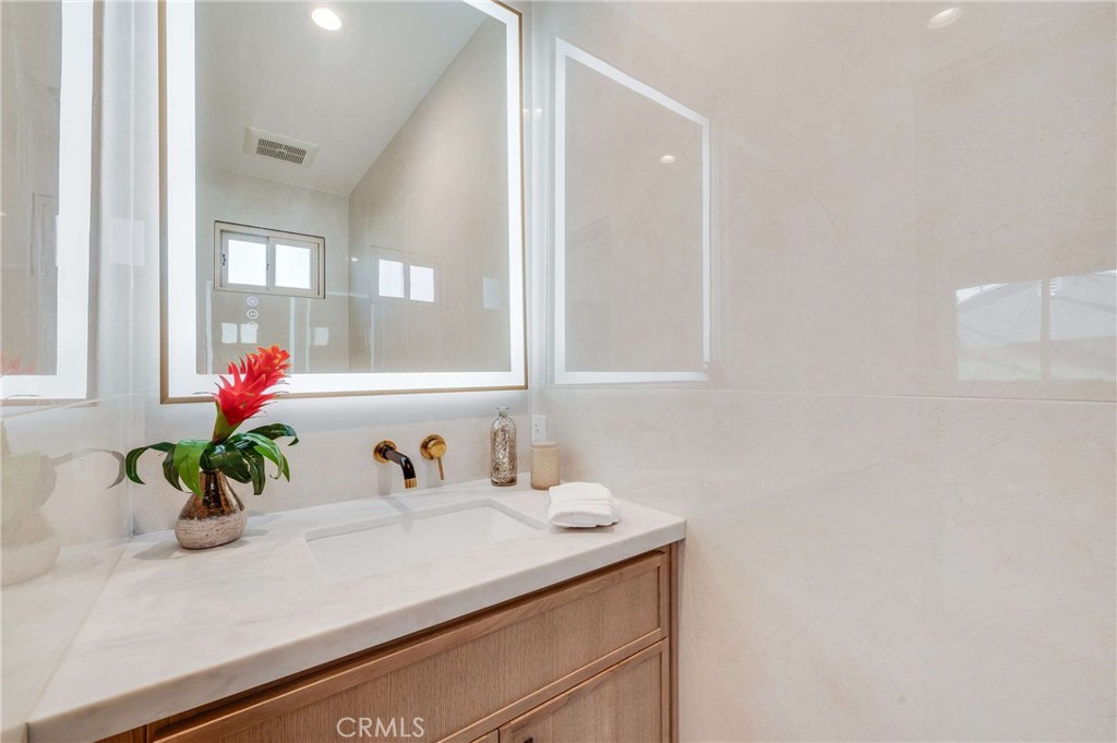 3511 Rose Avenue Property Photo 37