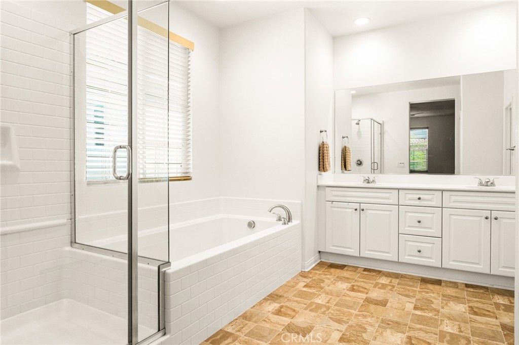16411 Globetrotter Property Photo 22