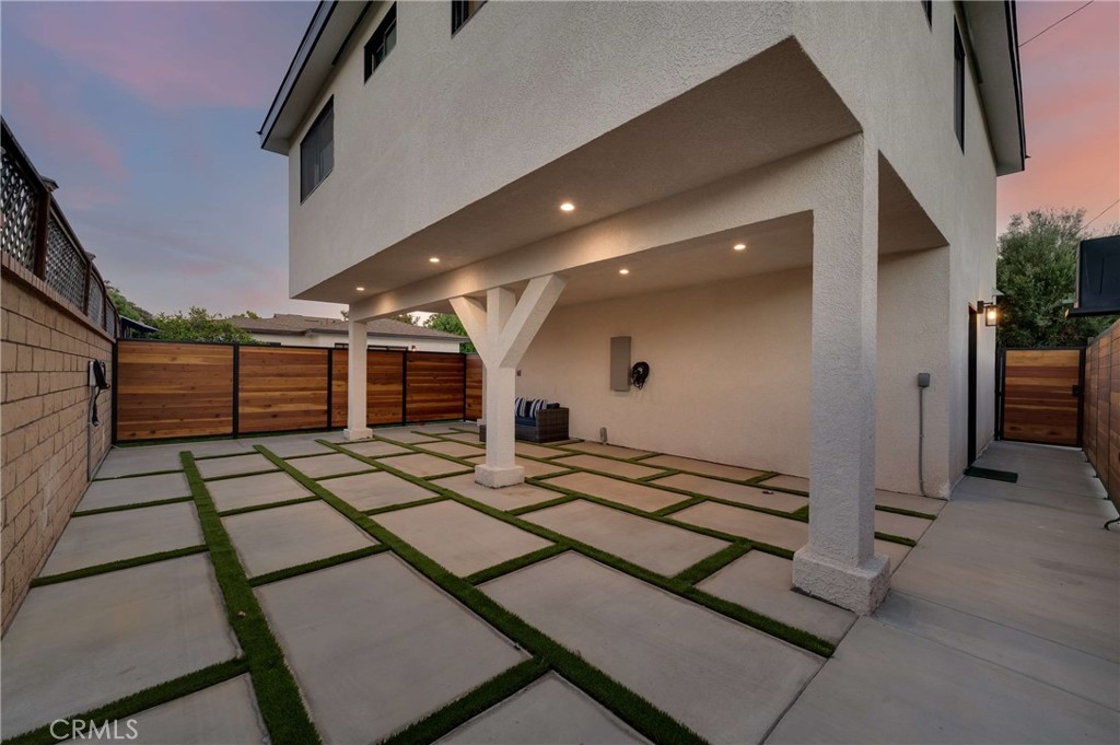 3511 Rose Property Photo 45