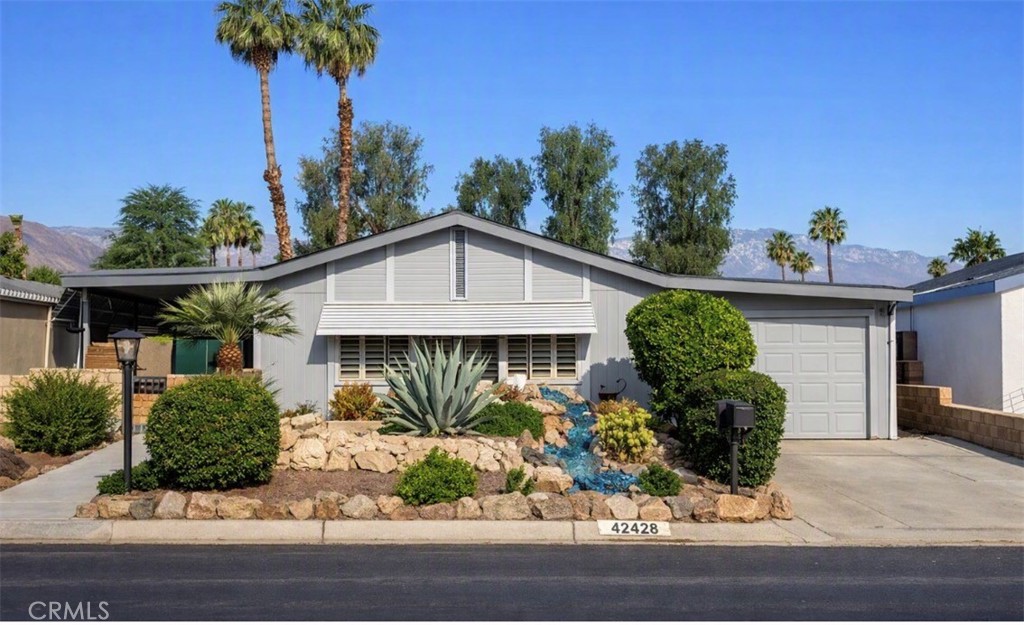 42428 Bodie Property Photo 1