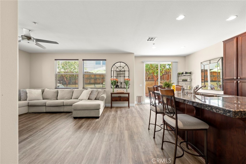 78 Crocus Property Photo 4