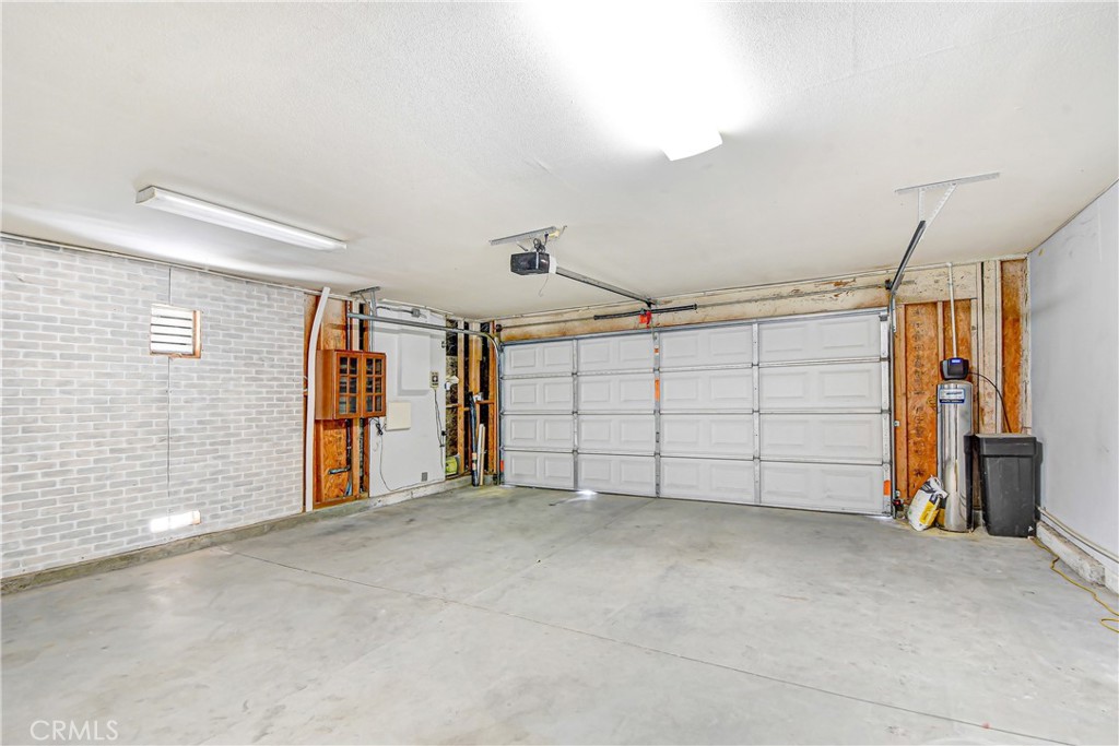 1639 Apapas Property Photo 11