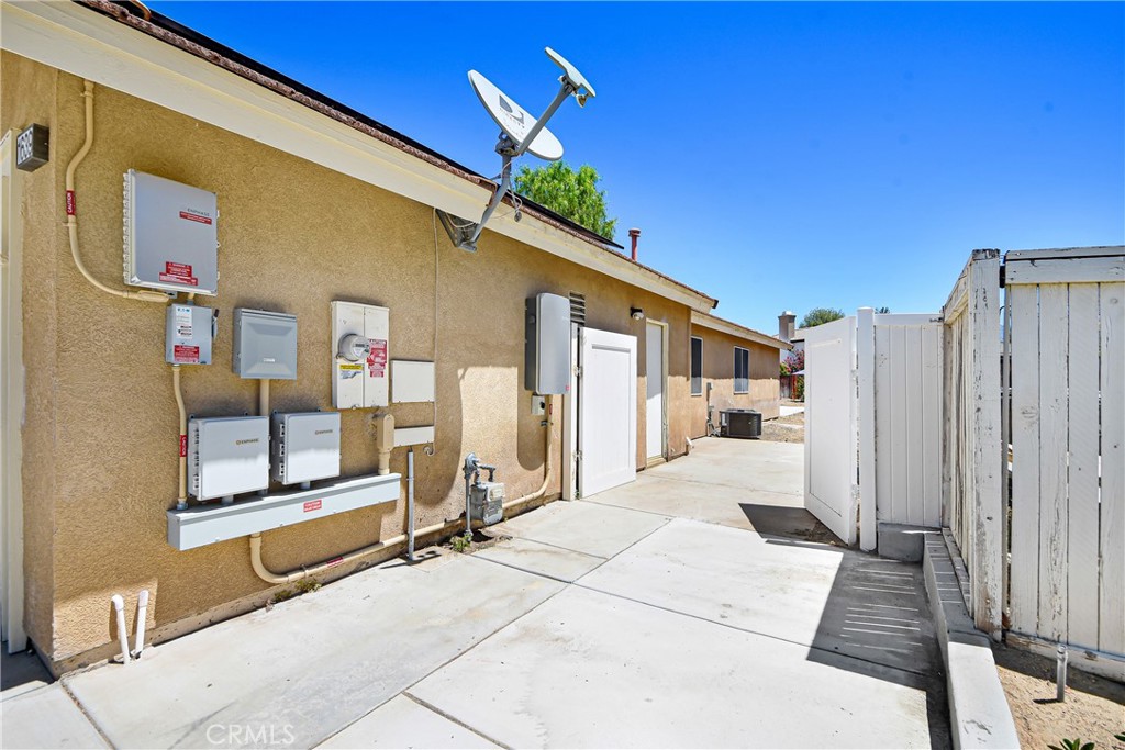 1639 Apapas Property Photo 23