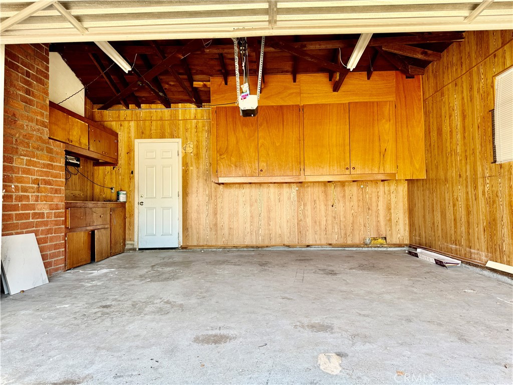 1906 W Kenoak Drive Property Photo 30