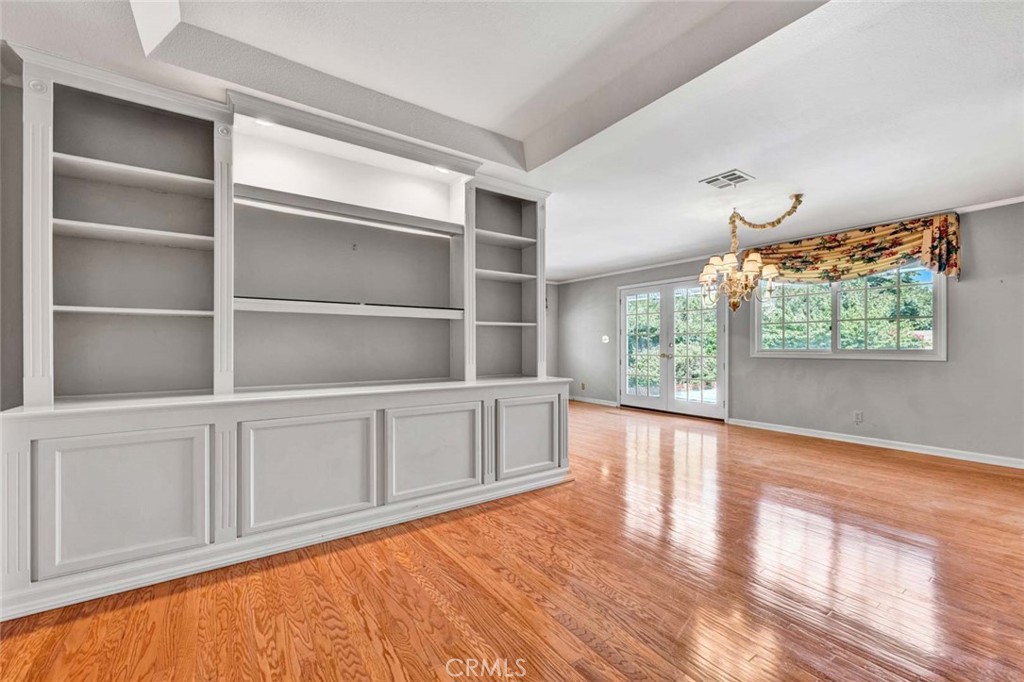 1329 W Park Lane Property Photo 10