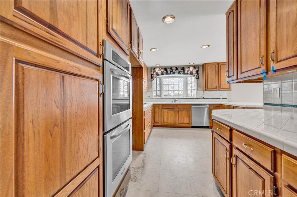 1329 W Park Lane Property Photo 13