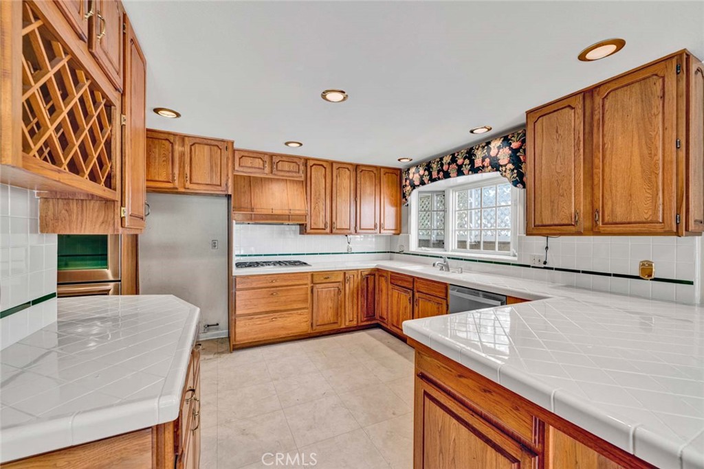 1329 W Park Lane Property Photo 14