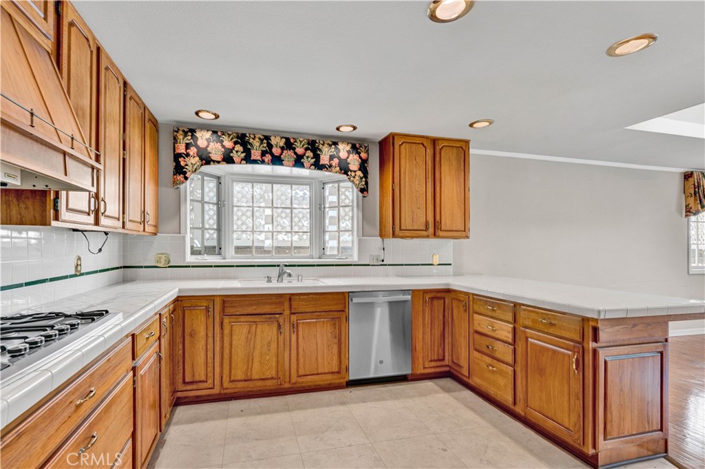 1329 W Park Lane Property Photo 15