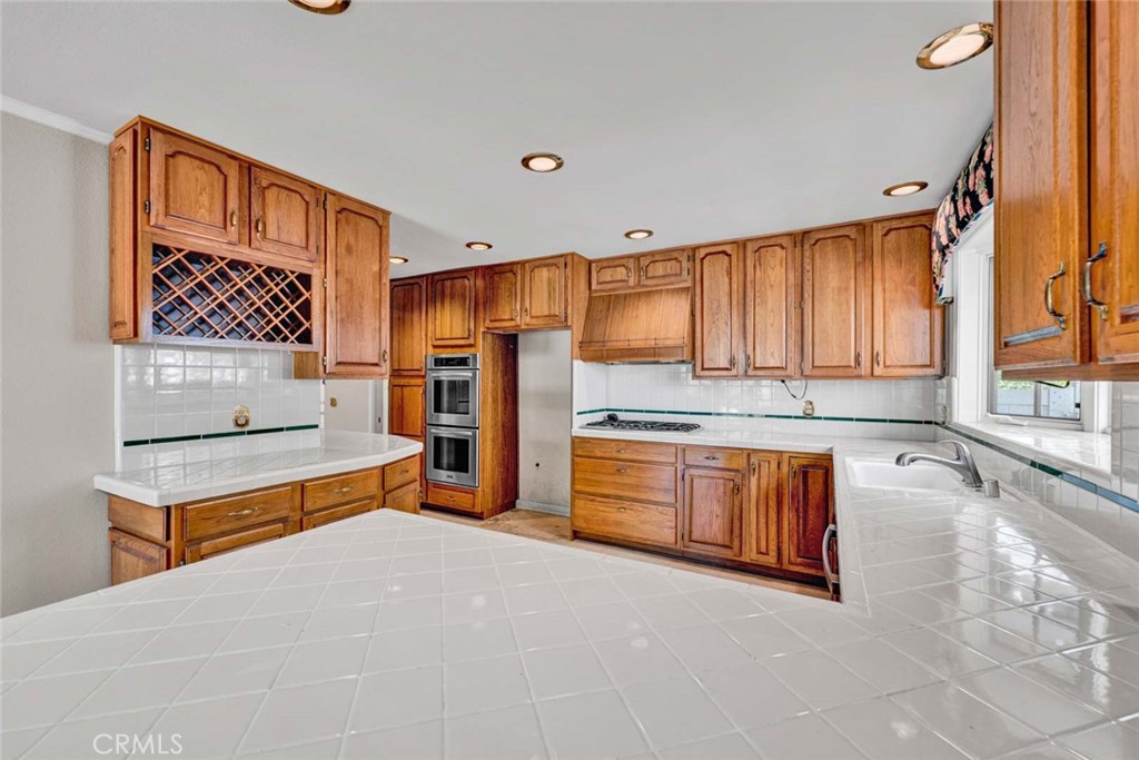 1329 W Park Lane Property Photo 17