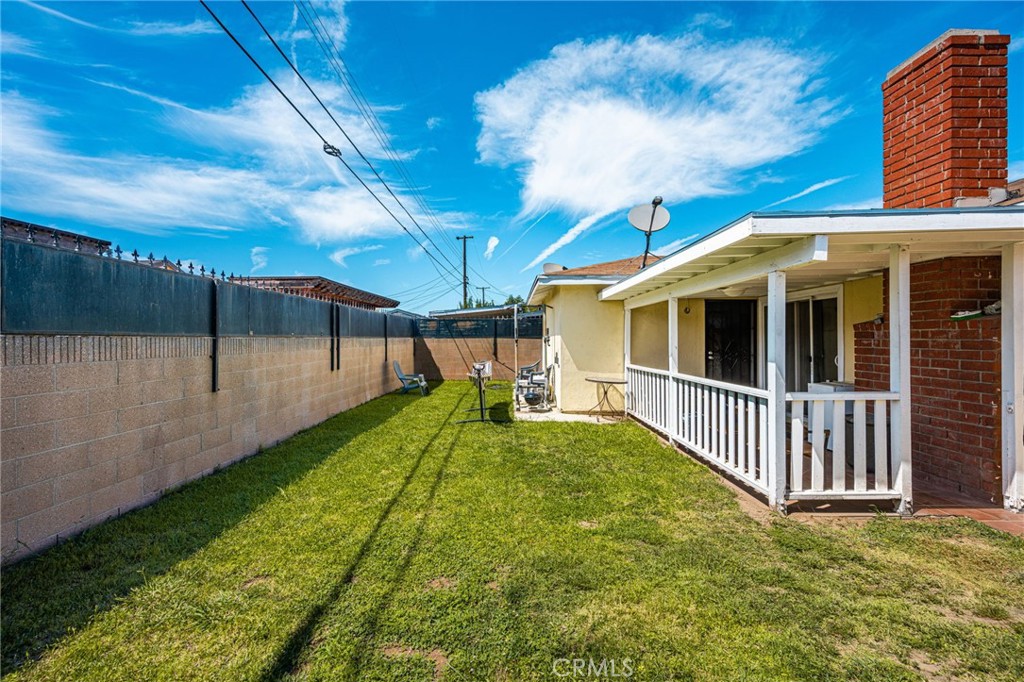 15613 S Visalia Property Photo 33