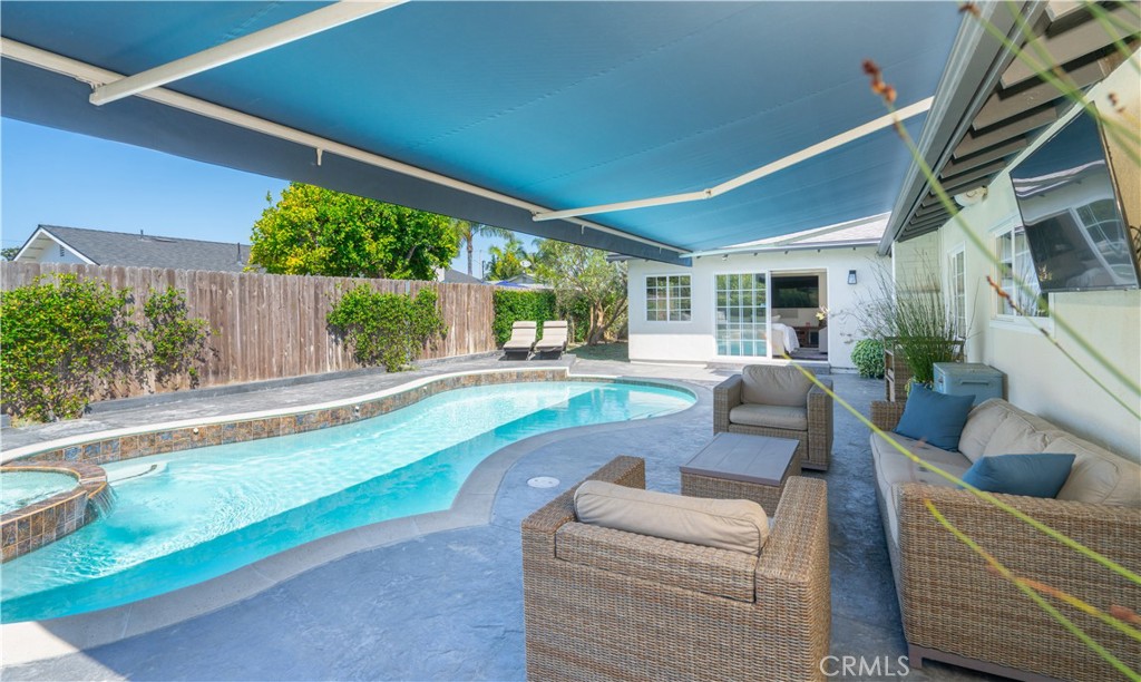 2745 Drake Property Photo 32