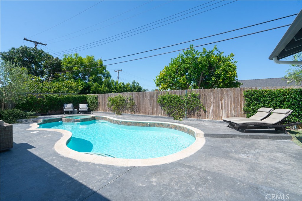 2745 Drake Property Photo 33