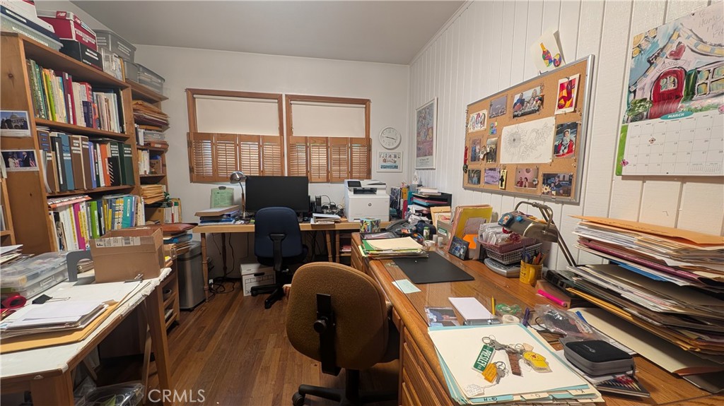 13706 S Berendo Property Photo 15