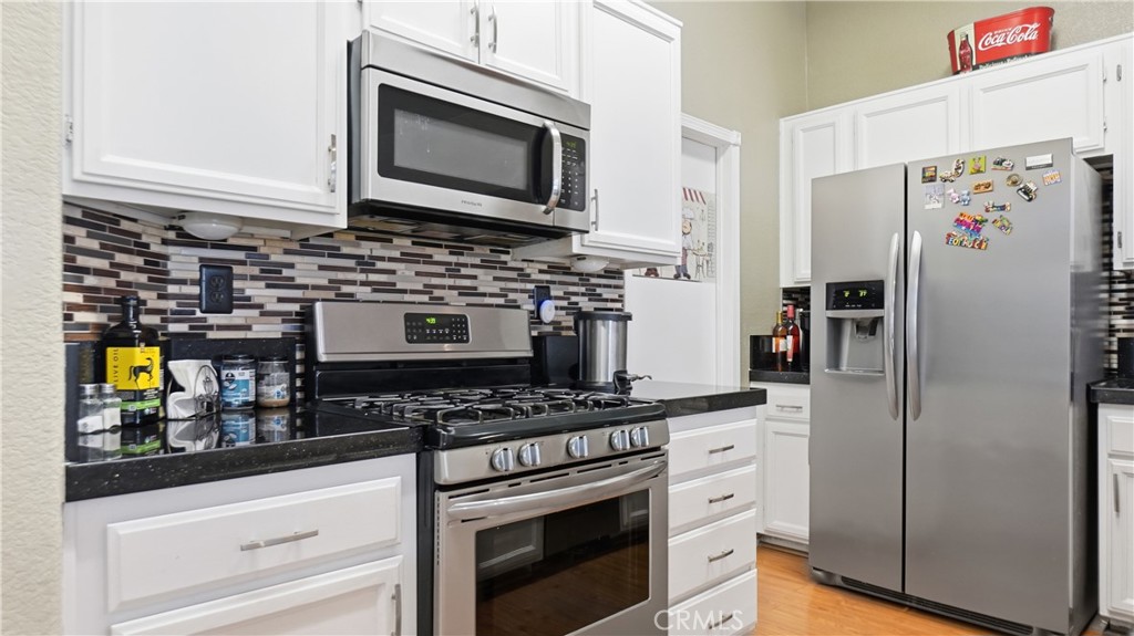 14405 Cedar Property Photo 8