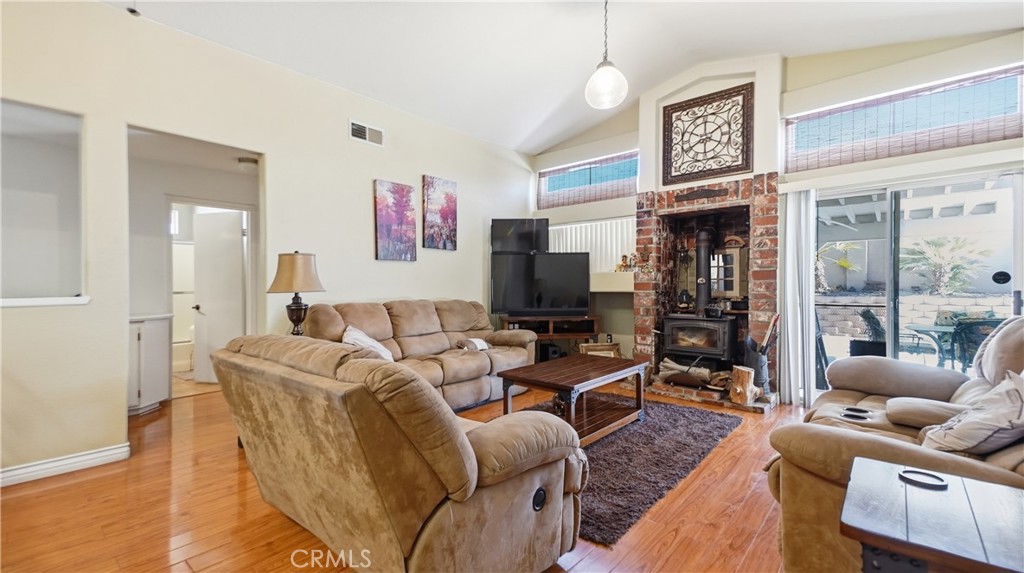 14405 Cedar Property Photo 13
