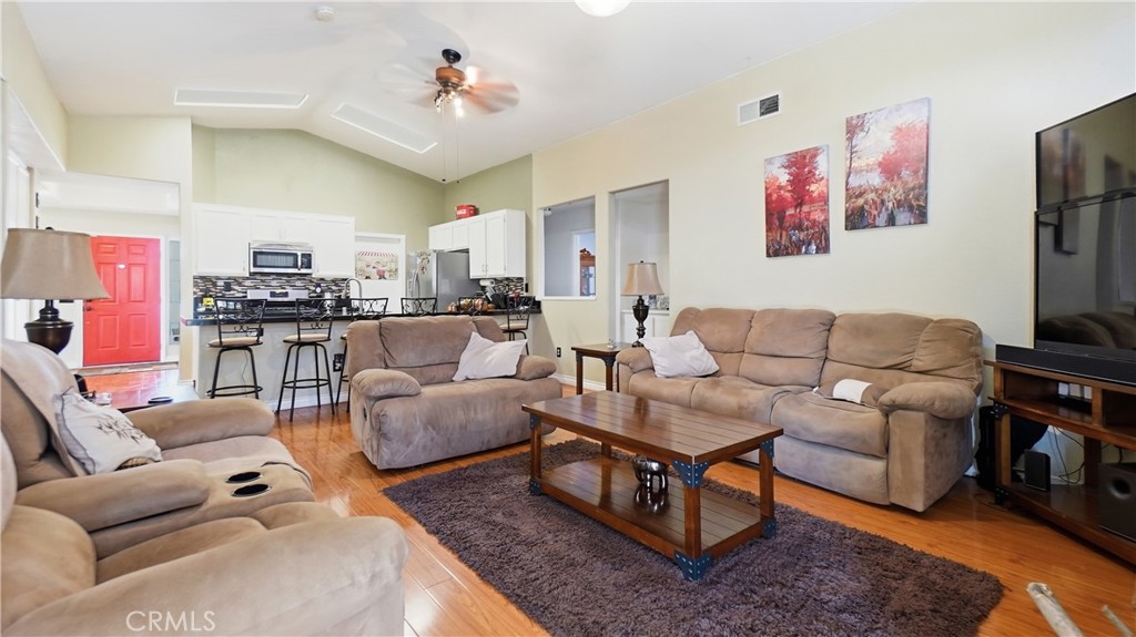 14405 Cedar Property Photo 15