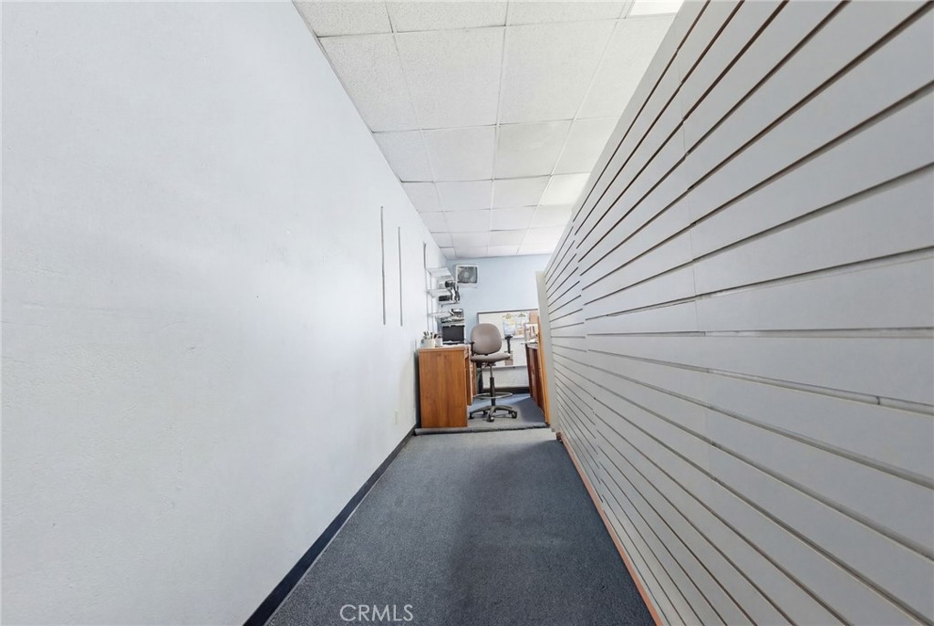 809 S Willowbrook Property Photo 11