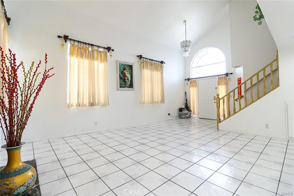 10061 15th Street Property Photo 4