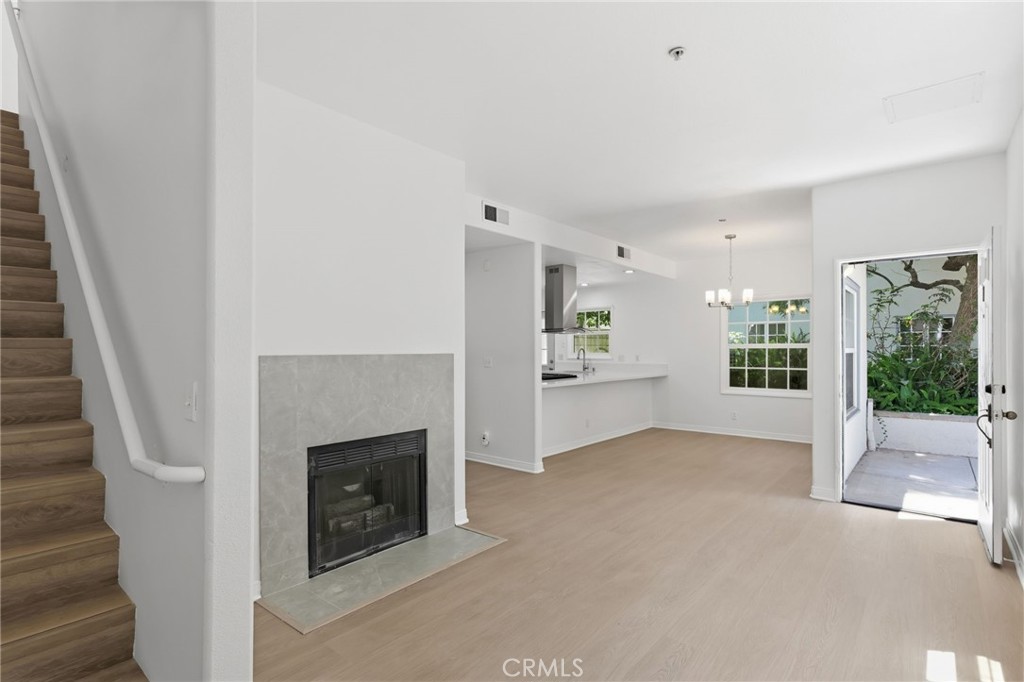 42 N Michigan 7 Property Photo 11